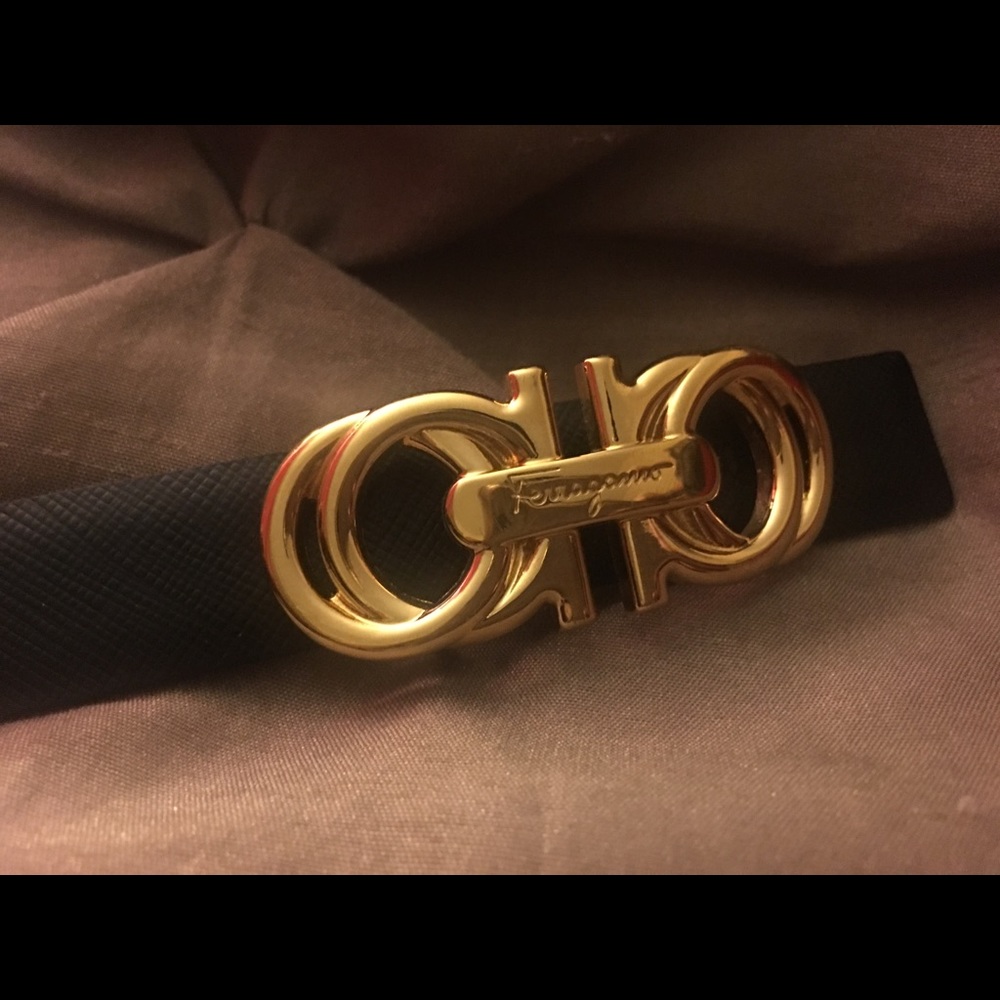 womens reversible skinny salvatore ferragamo belt